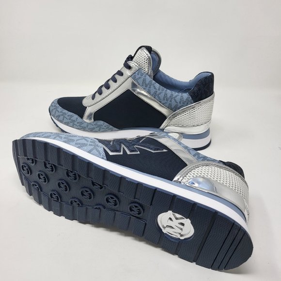 Maddy Trainer Color-Block Signature Sneakers - Picture 3 of 9